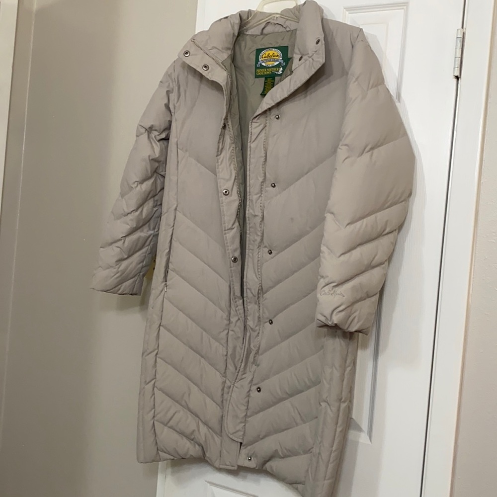 Beautiful Cabelas Jacket Size Medium - image 1